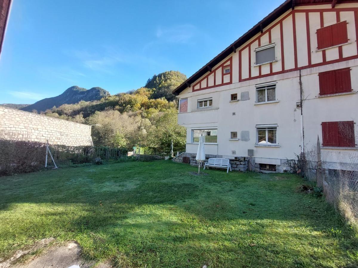 Beau Jardin Proche Randonnee Ski Calme Plain Pied Auzat Esterno foto